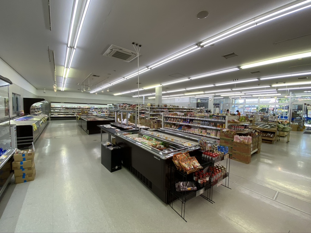 スーパーまつば店内の様子