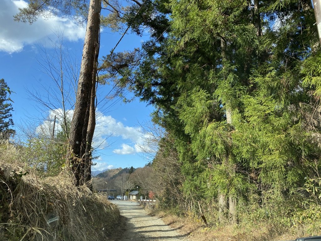 Bashozukimachi-no-yu seen from Seseragi-so campsite