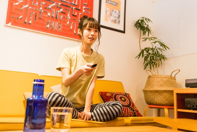 Living room and woman