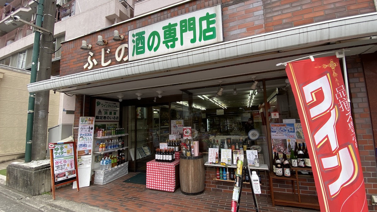 駅前の様子