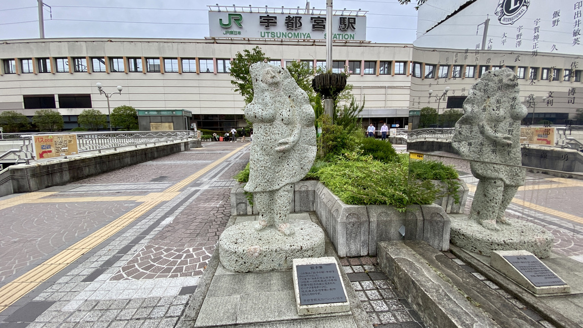 Gyoza Statue