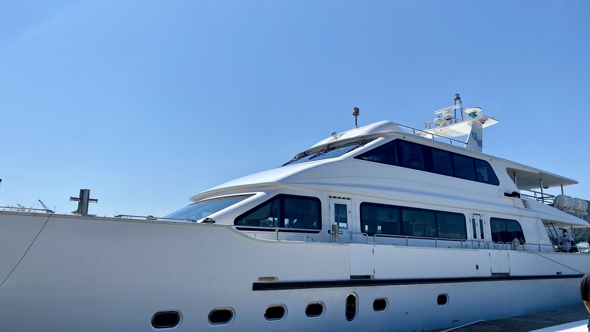 Cruise Ship