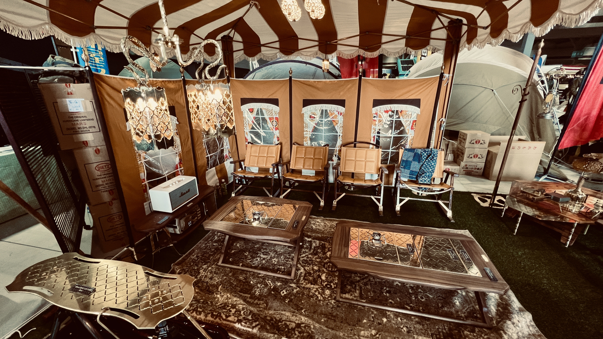 RETROISM Booth