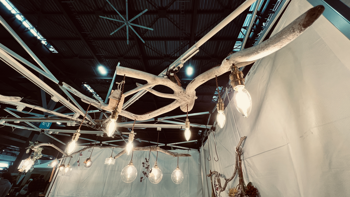 Lighting Fixtures