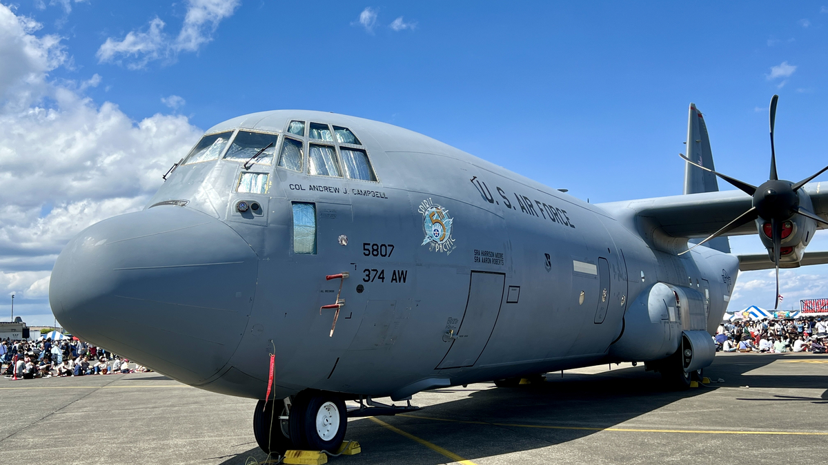 C-130J輸送機