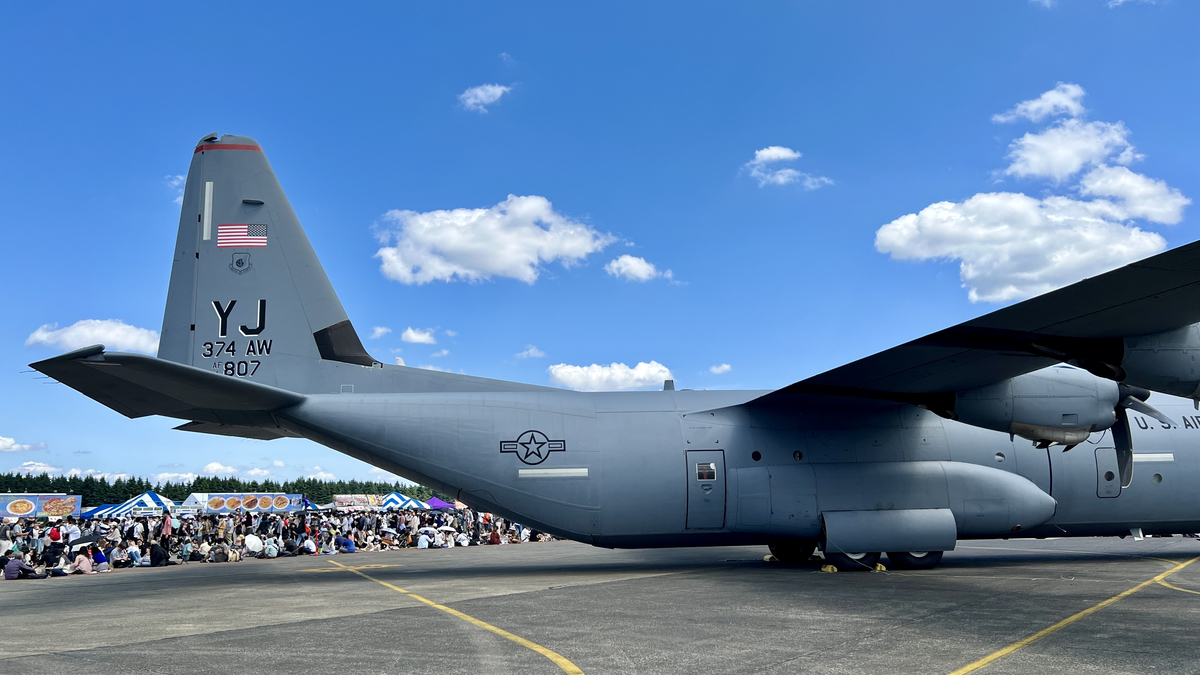 C-130J輸送機