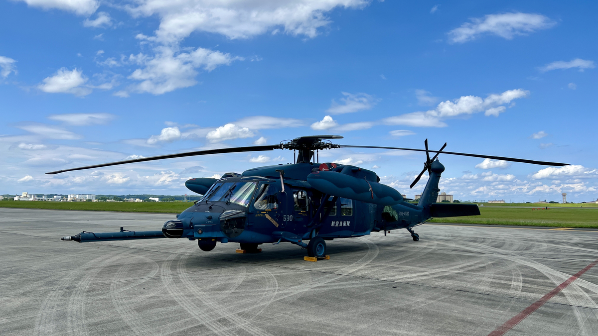 UH-60J BLACK HAWK