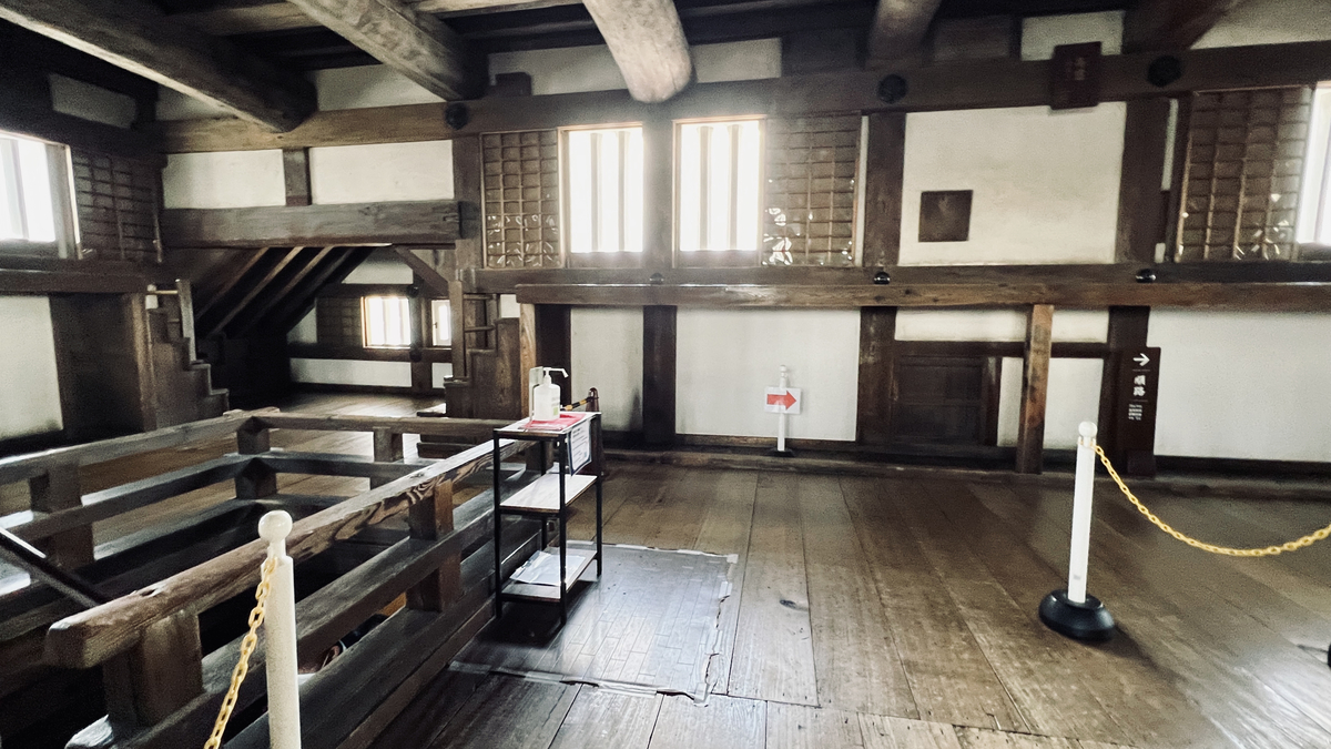 四階の様子