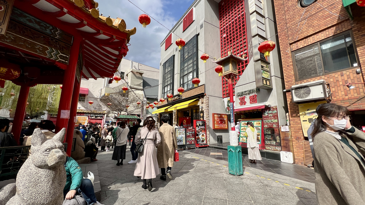 Scene at Nankinmachi Square