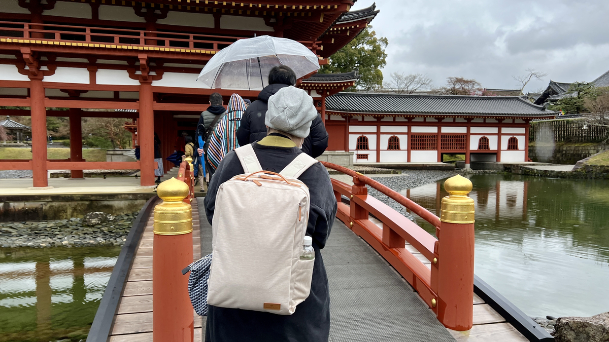 Entering the Phoenix Hall