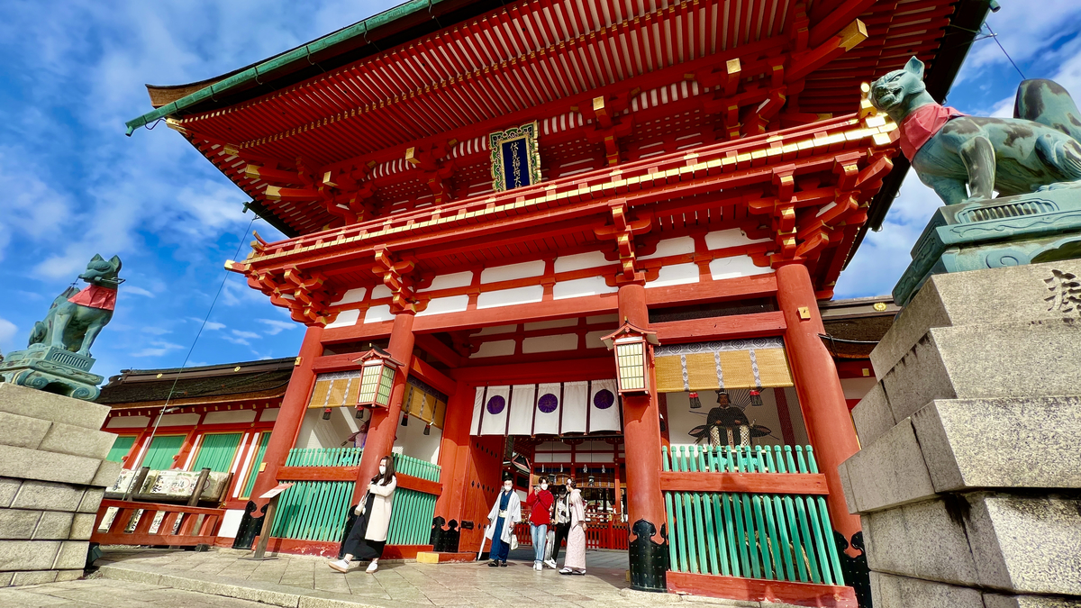 Puerta Rōmon de Fushimi Inari