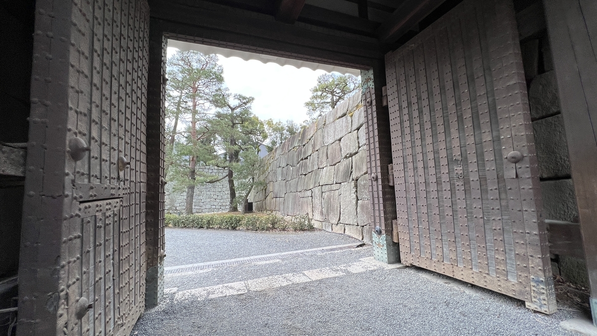 North Middle Gate