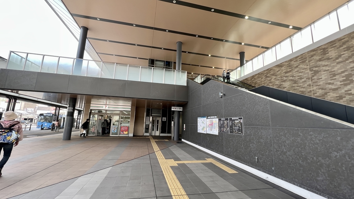 岩國站西口