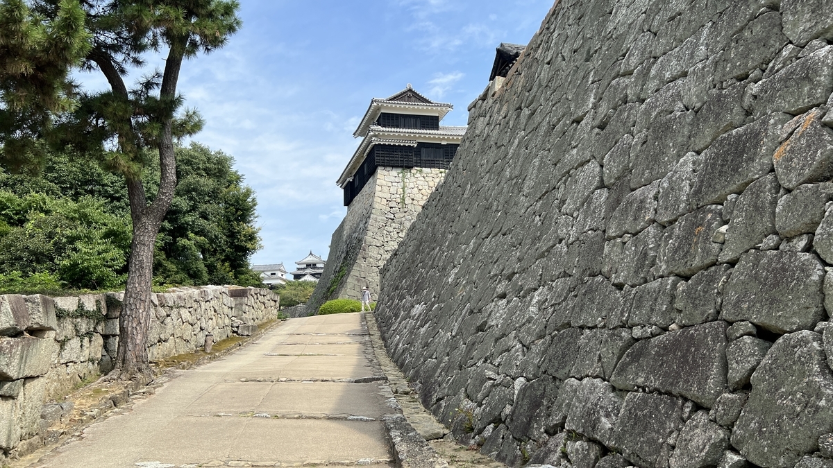 石垣和游览路线