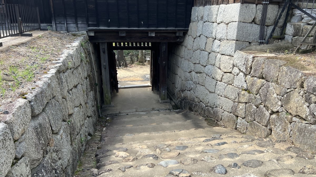 隐门