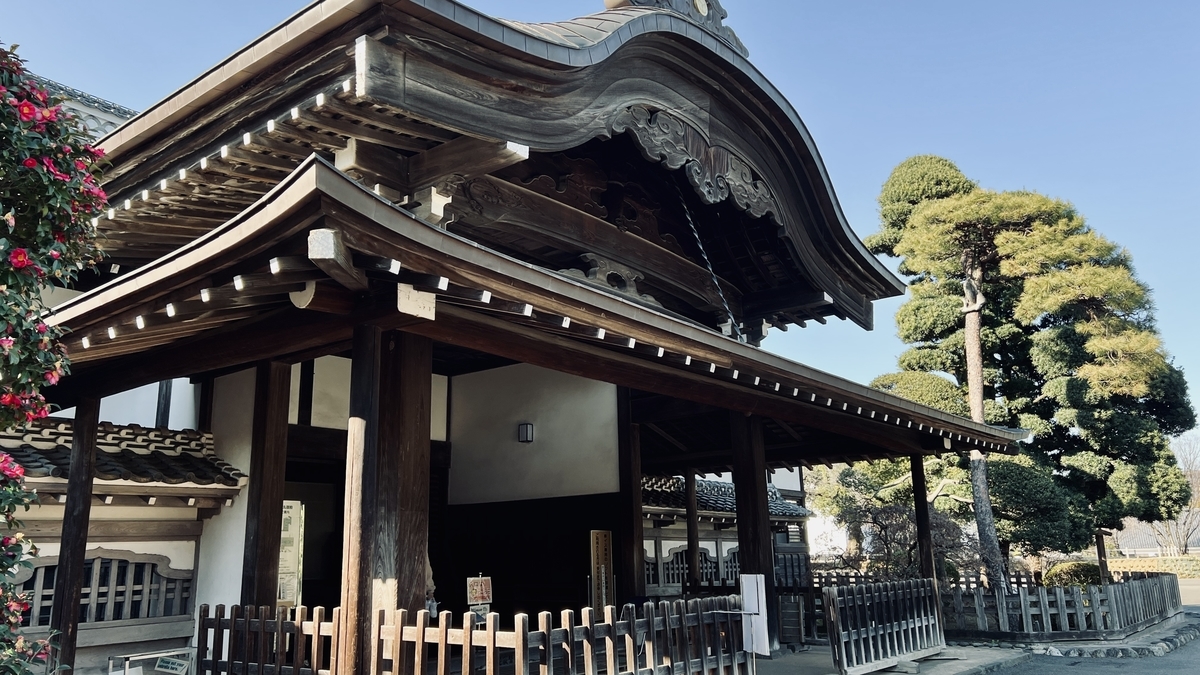 玄関3