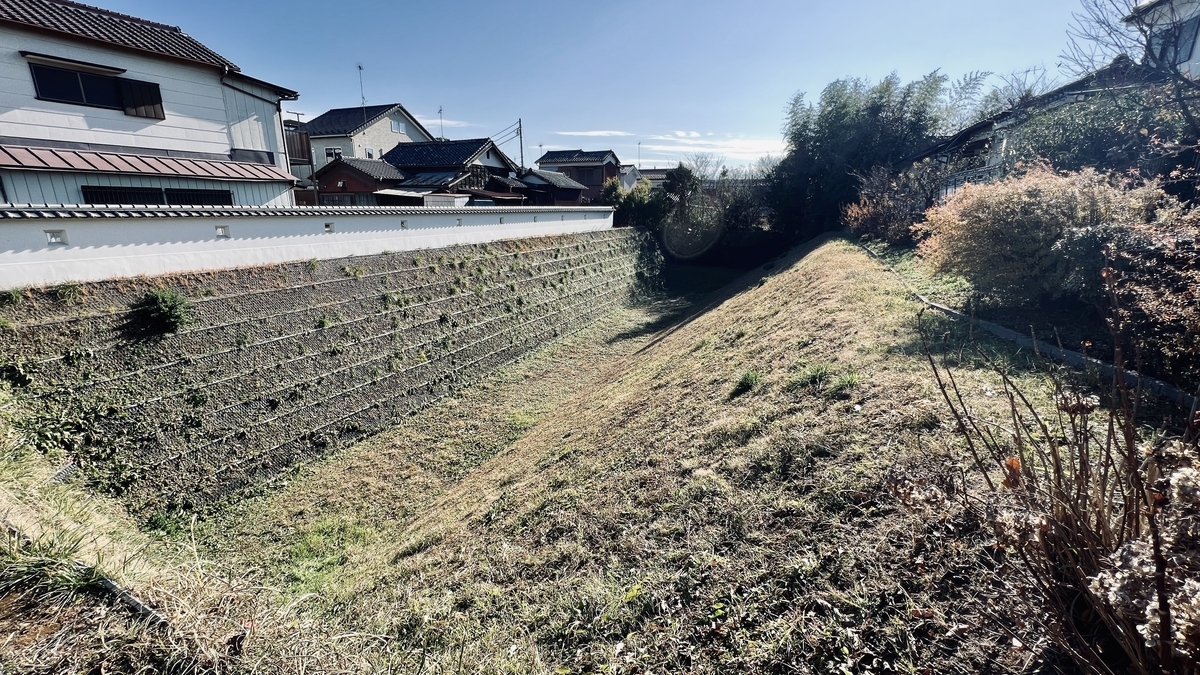 中ノ門堀跡の堀