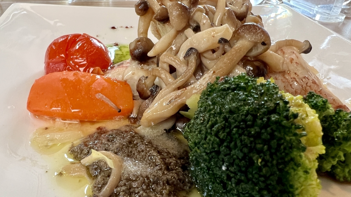 肉厚の白身、ふっくら