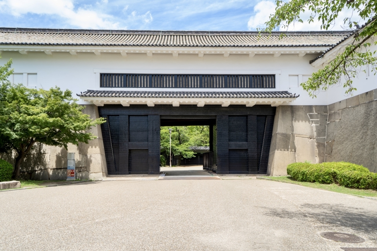 ประตูโอเตะมง ที่ปราสาทโอซาก้า