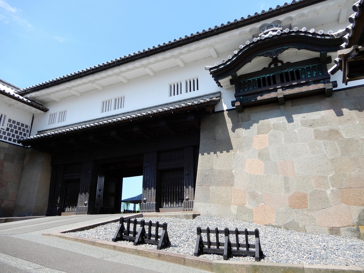 ประตูอิชิกาวะมง ที่ปราสาทคานาซาวะ