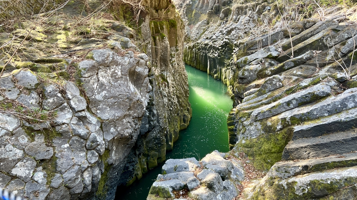 Sunlight reflecting on the river at Yaritobi