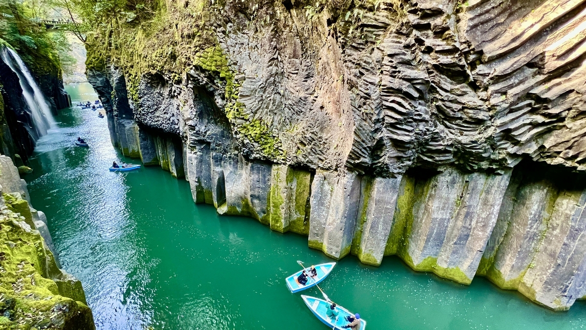 Manai Falls - gorge view