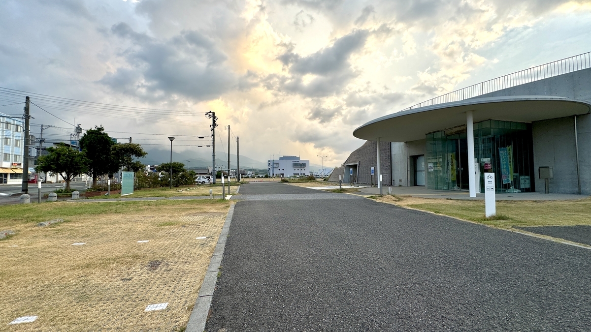 停车场