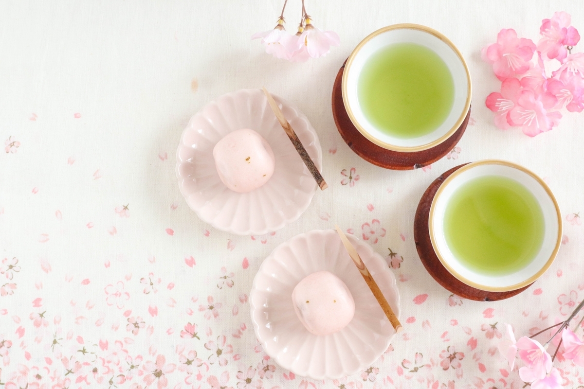 日本茶与樱花