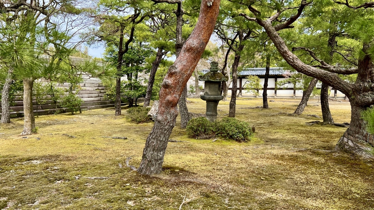 本丸庭園