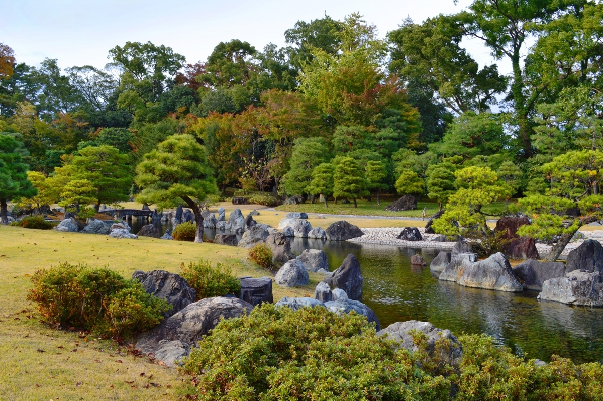 清流園