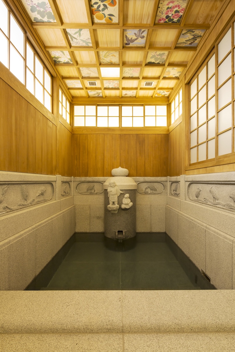 Interior de la sala de baño especial