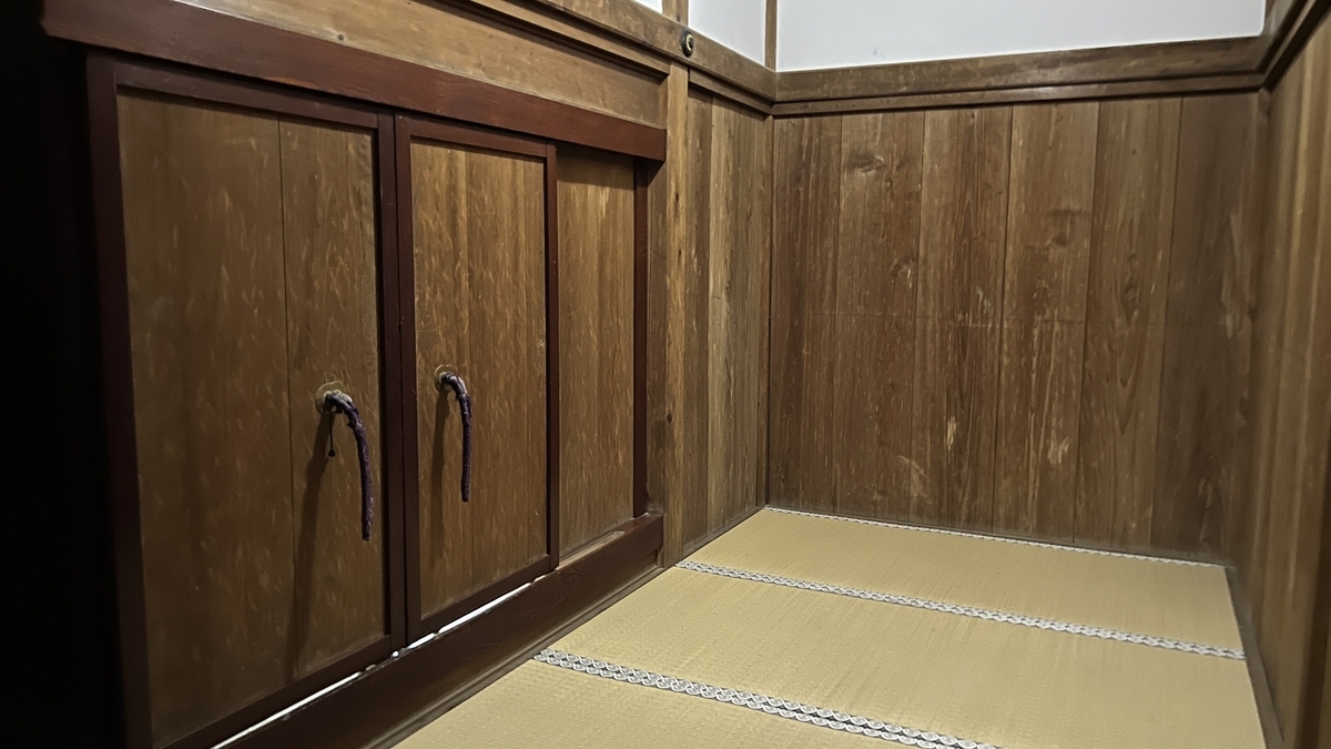 Interior of the nando room, where warriors would hide in case of emergency.