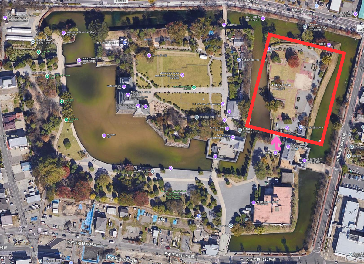 Aerial photo of Matsumoto Castle showing layout of Ninomaru Palace grounds