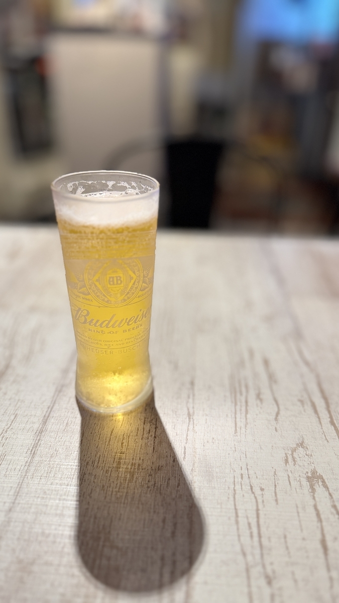 เบียร์สด Budweiser เสิร์ฟใน RICH GARDEN สาขาชินไซบาชิ