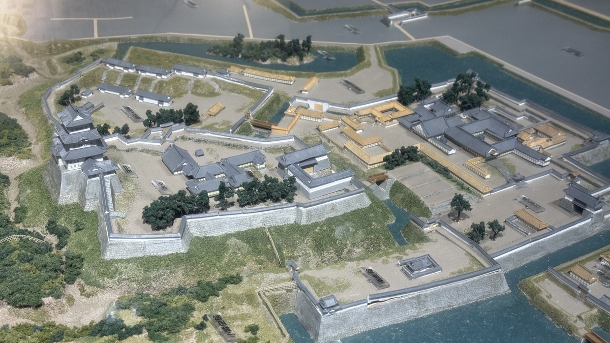 本丸と二の丸の配置がわかる小田原城模型